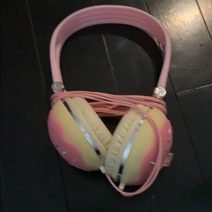 Donut headphones